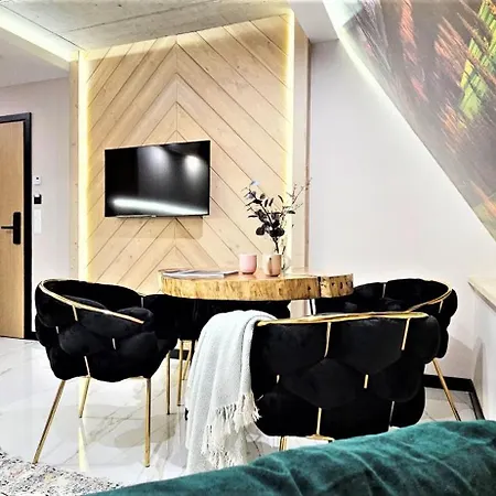Vip Chalubinskiego 住宿加早餐酒店 扎科帕内