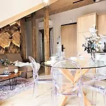 Vip Chalubinskiego Bed and breakfast 3*