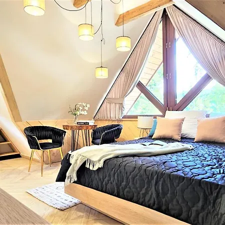 Vip Chalubinskiego Oda ve Kahvaltı Zakopane