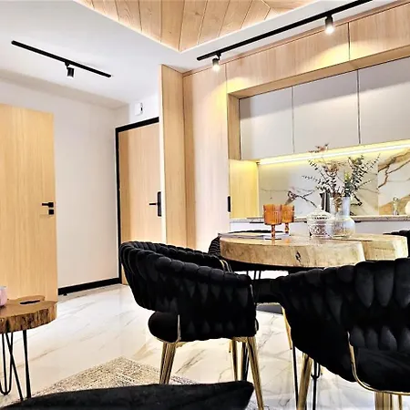 住宿加早餐酒店 Vip Chalubinskiego 3*
