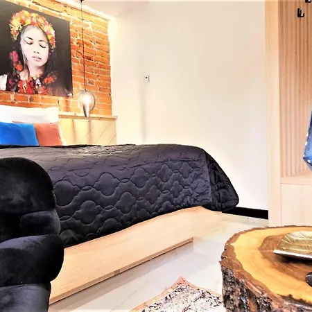 Vip Chalubinskiego Bed & Breakfast