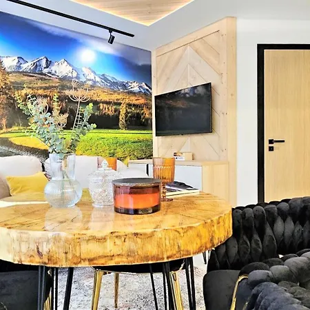 Vip Chalubinskiego Oda ve Kahvaltı 3*