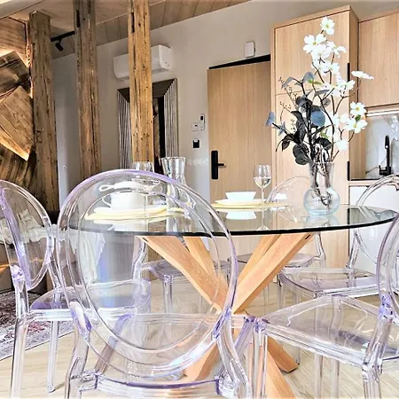 Oda ve Kahvaltı Vip Chalubinskiego 3*